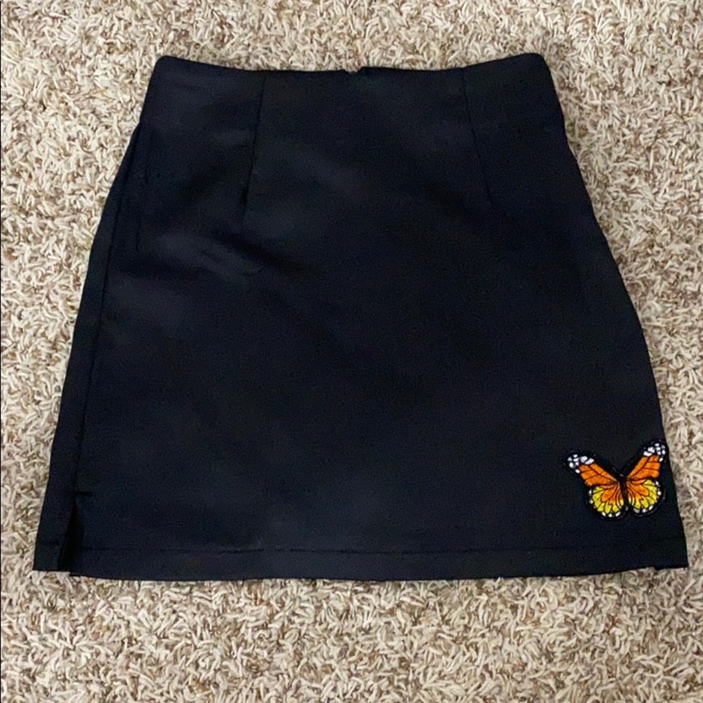 Black skirt